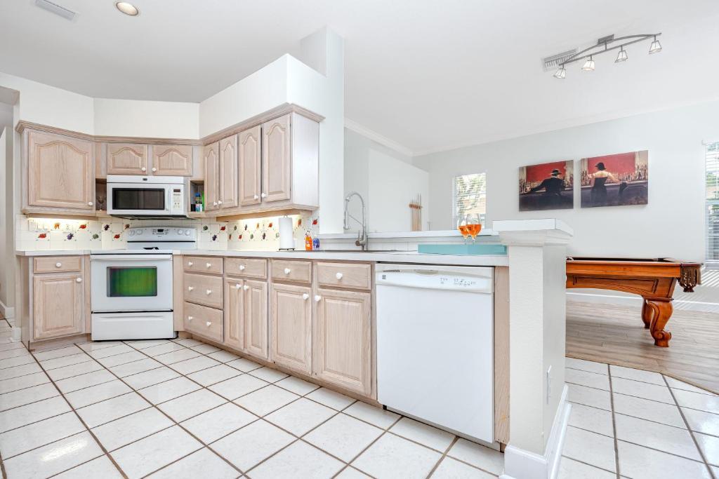 Palm Harbor Paradise - Lovely Home With Pool & Hot Tub Esterno foto